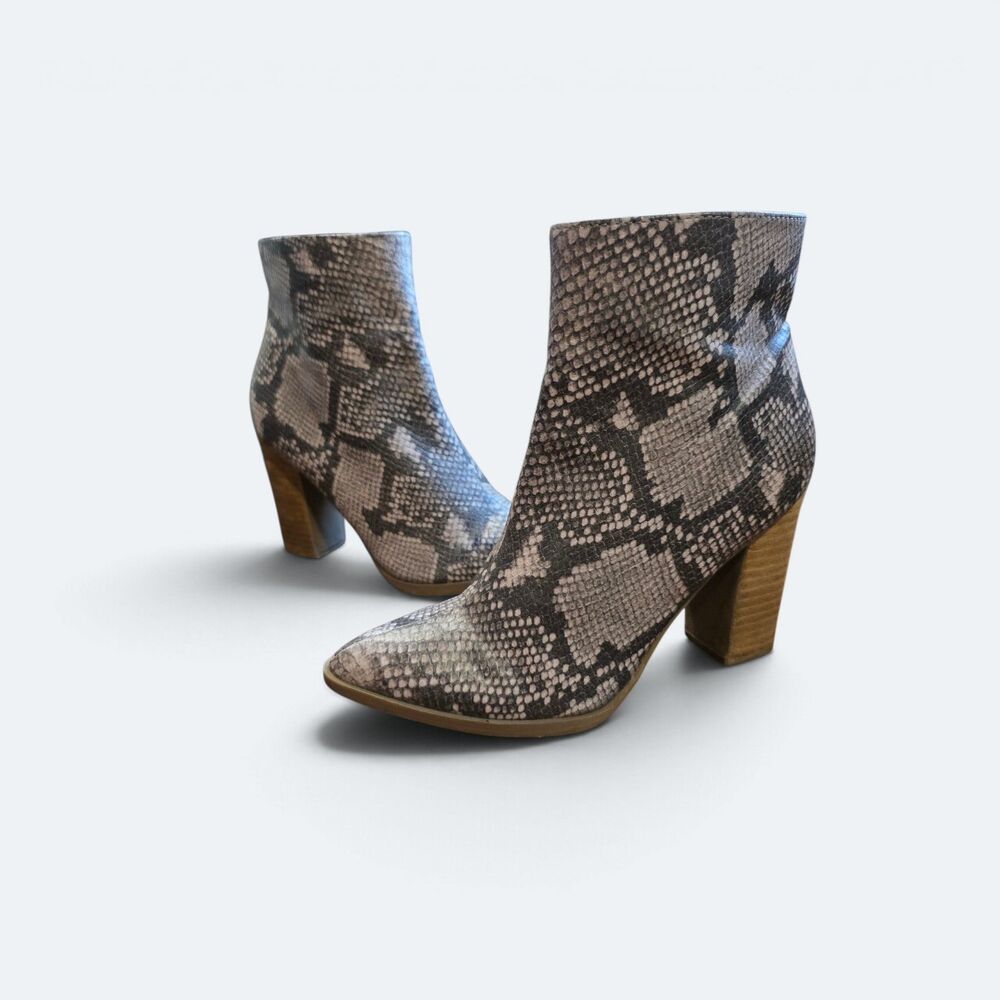 Carlos by Carlos Santana Lydia Snakeskin Booties Size 6M Block Heel Ankle Boots